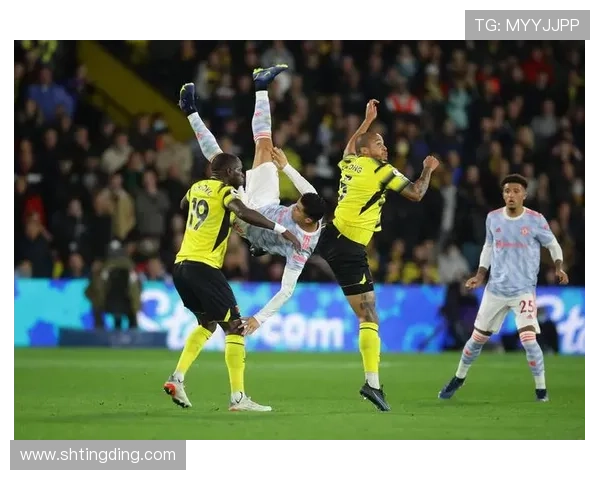 沃特福德足球俱乐部历史沿革及其在英格兰足球中的地位解析 沃特福德足球俱乐部历史沿革及其在英格兰足球中的地位解析