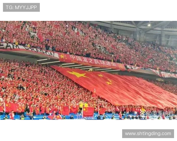 中国足球队迎来新任主帅,目标冲击2026年世界杯预选赛 中国足球队迎来新任主帅,目标冲击2026年世界杯预选赛