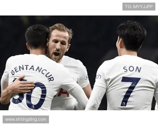 F1新赛季激战正酣车队格局生变世界冠军争夺白热化多支豪门强势对决 F1新赛季激战正酣车队格局生变世界冠军争夺白热化多支豪门强势对决