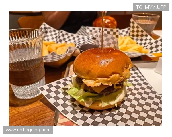 汉堡俱乐部：探索全球经典汉堡风味与创新料理的完美融合